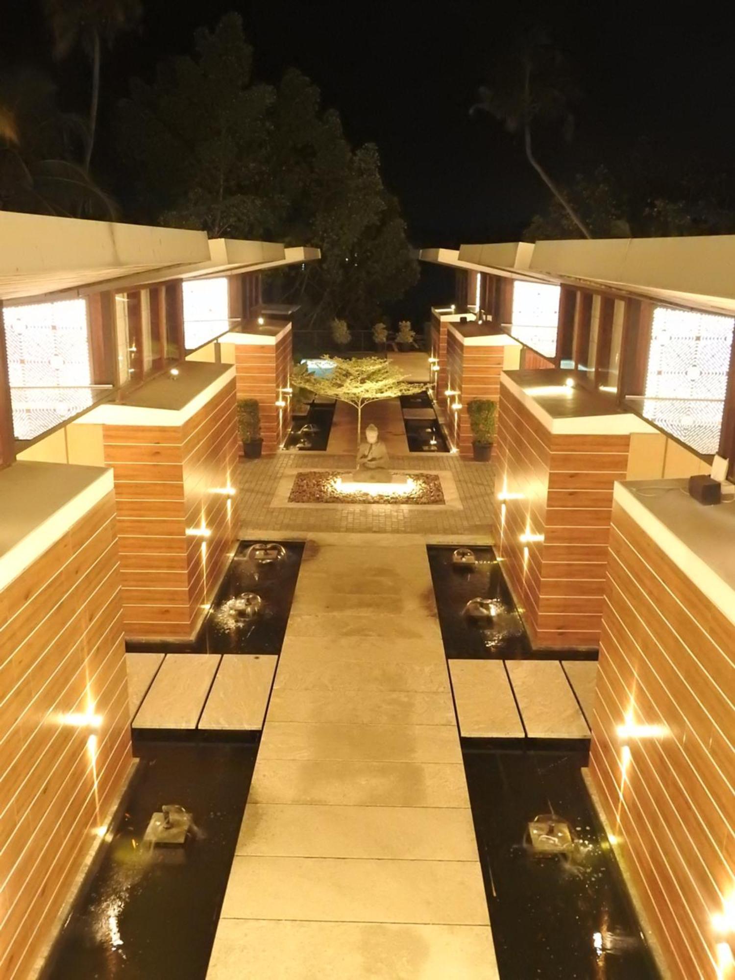 Lago Leisure Resort & Spa Cherai Beach Εξωτερικό φωτογραφία